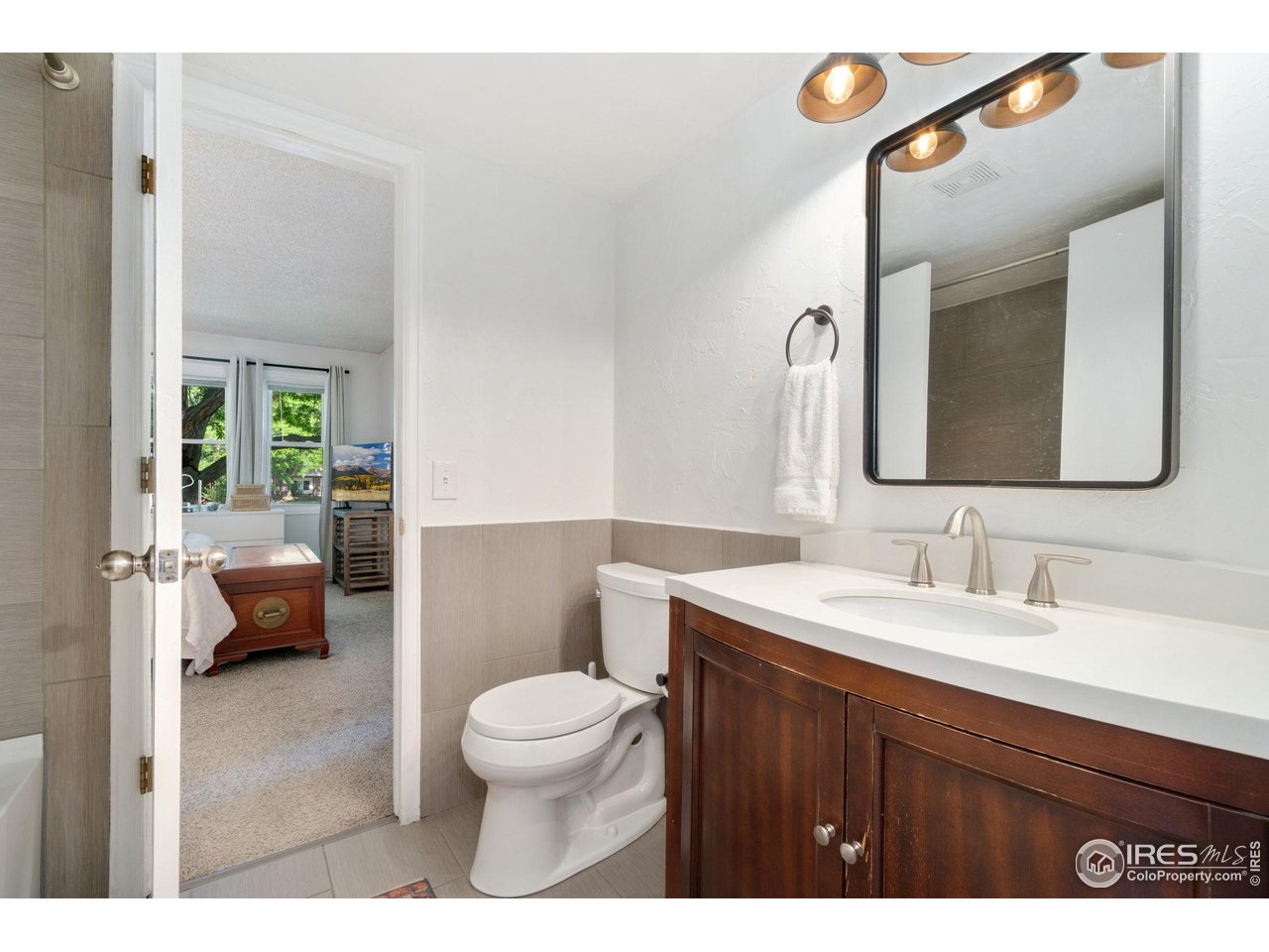 1569 Wellington Ct