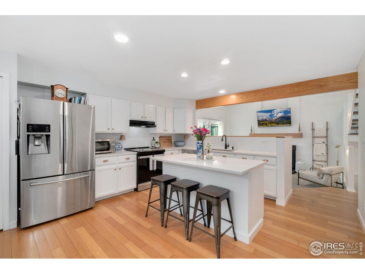 1569 Wellington Ct