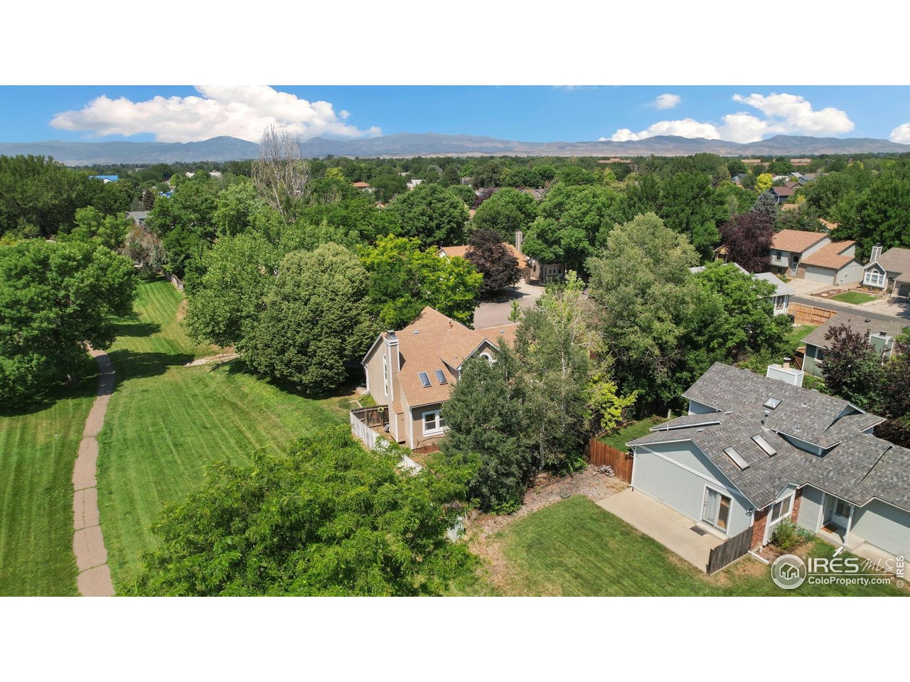 1569 Wellington Ct