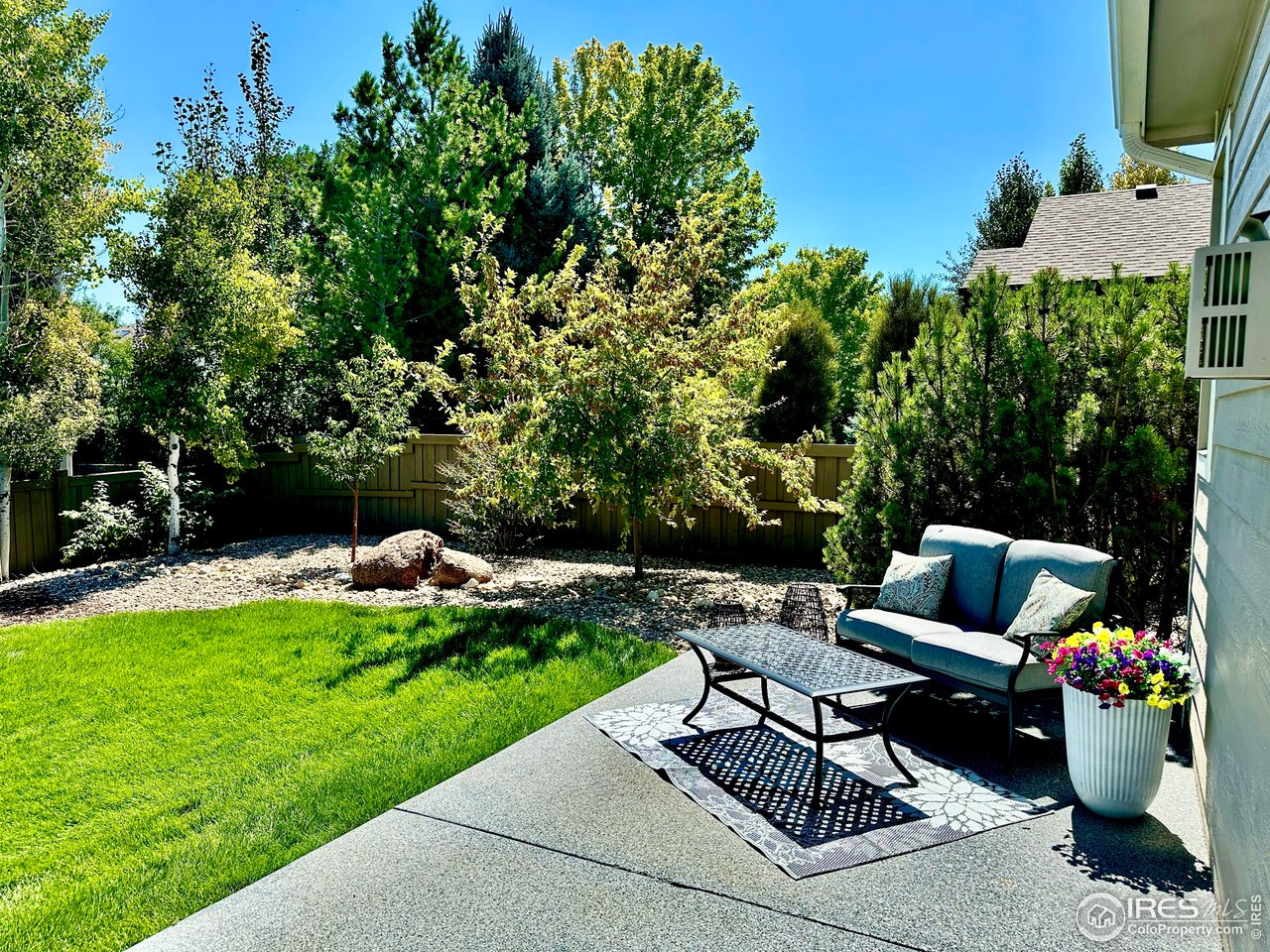 5702 Falling Water Dr
