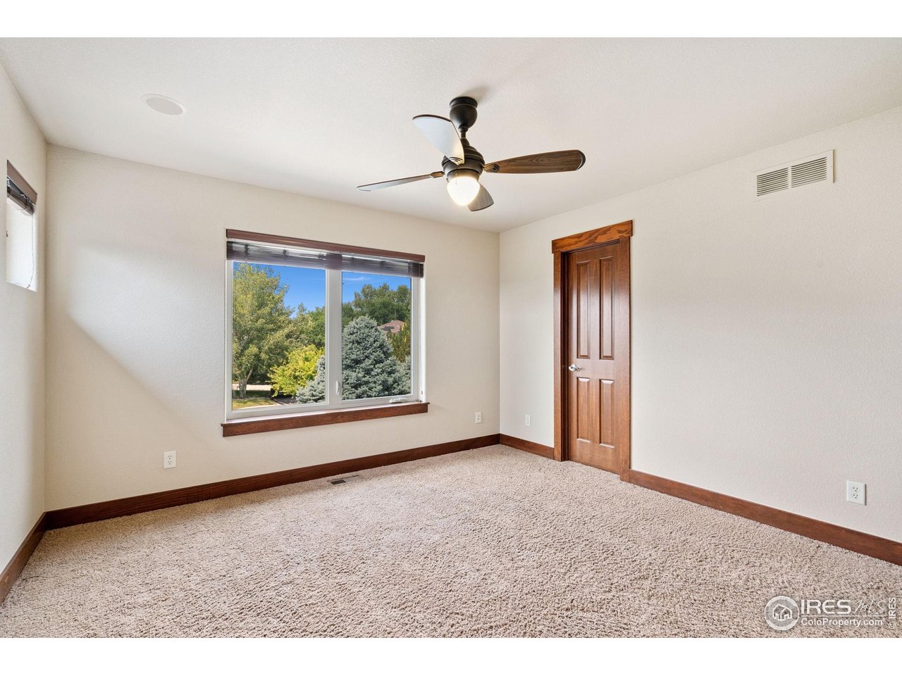 3349 Egret Ct