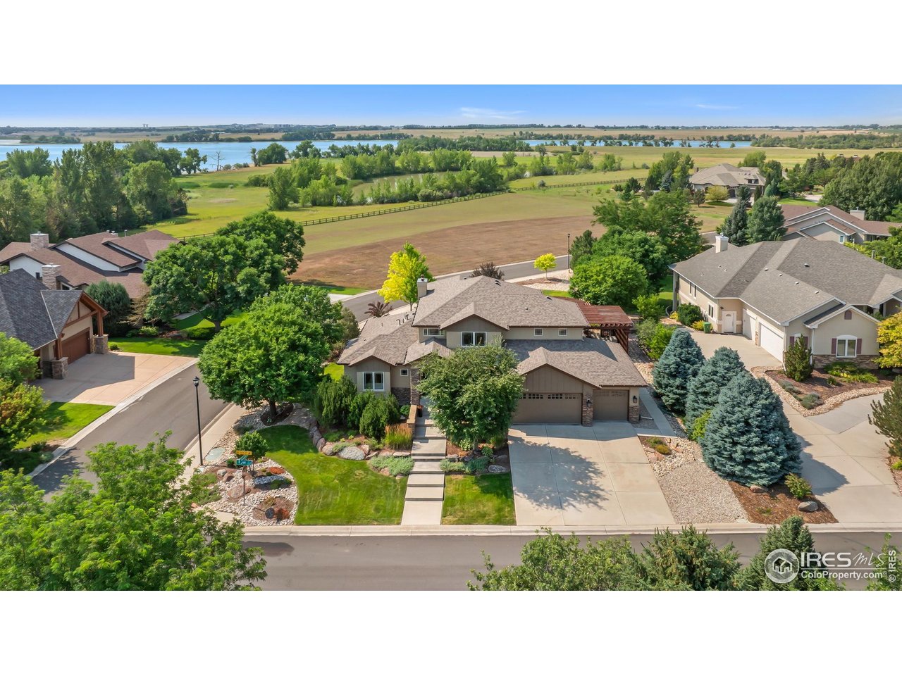 3349 Egret Ct