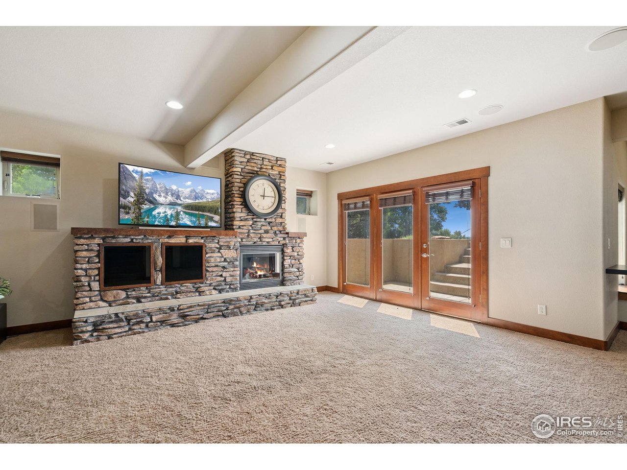 3349 Egret Ct