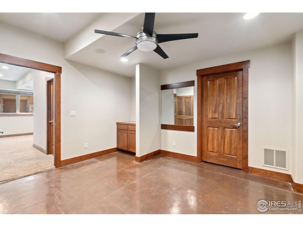 3349 Egret Ct