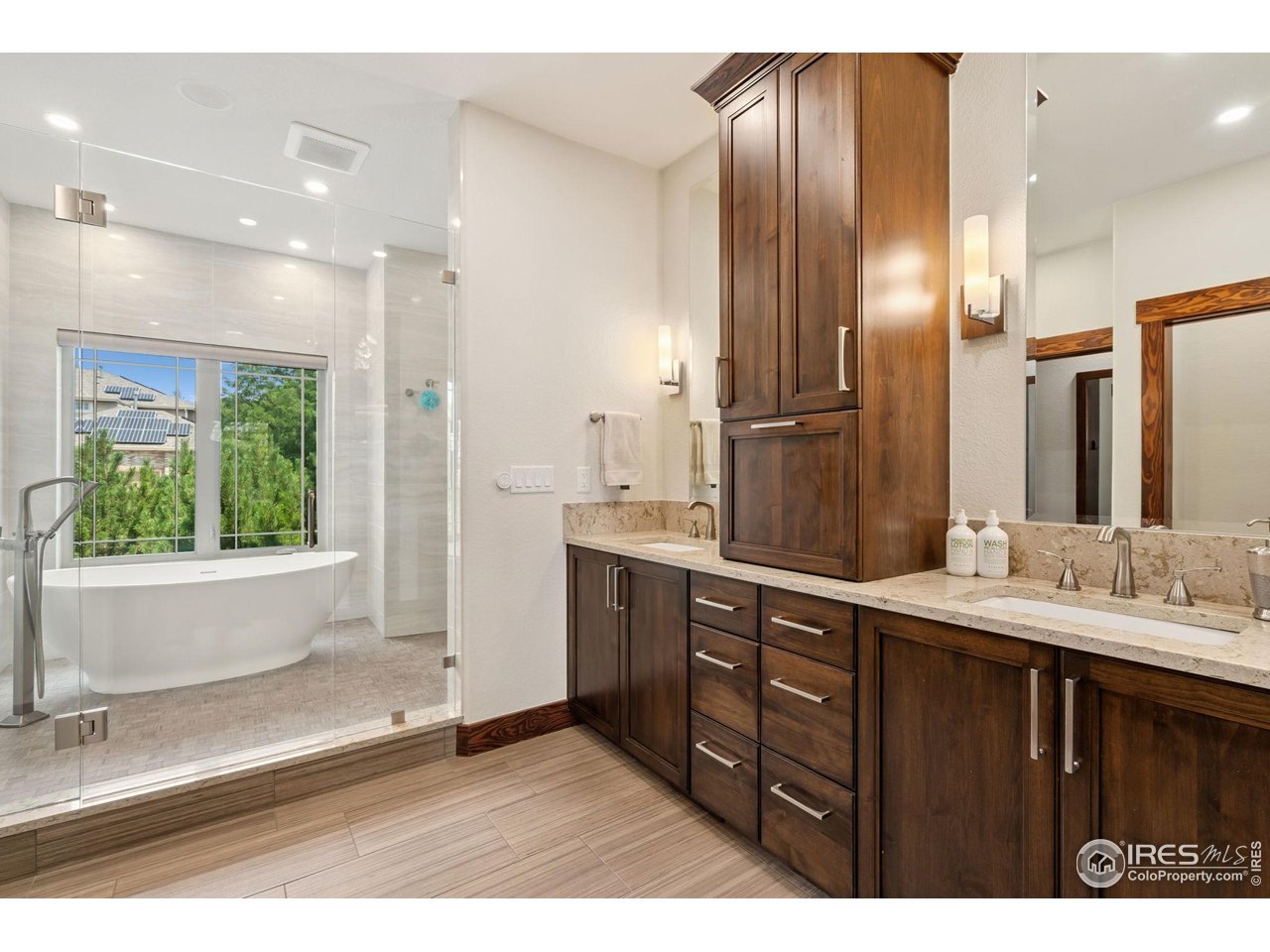 3349 Egret Ct