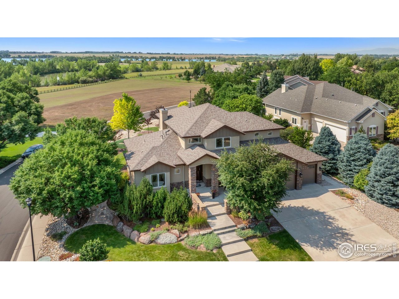 3349 Egret Ct