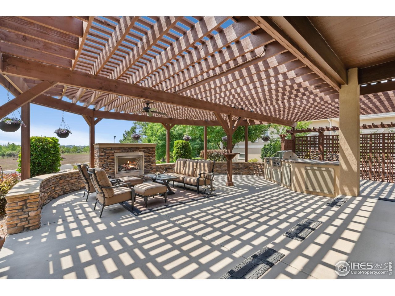 3349 Egret Ct