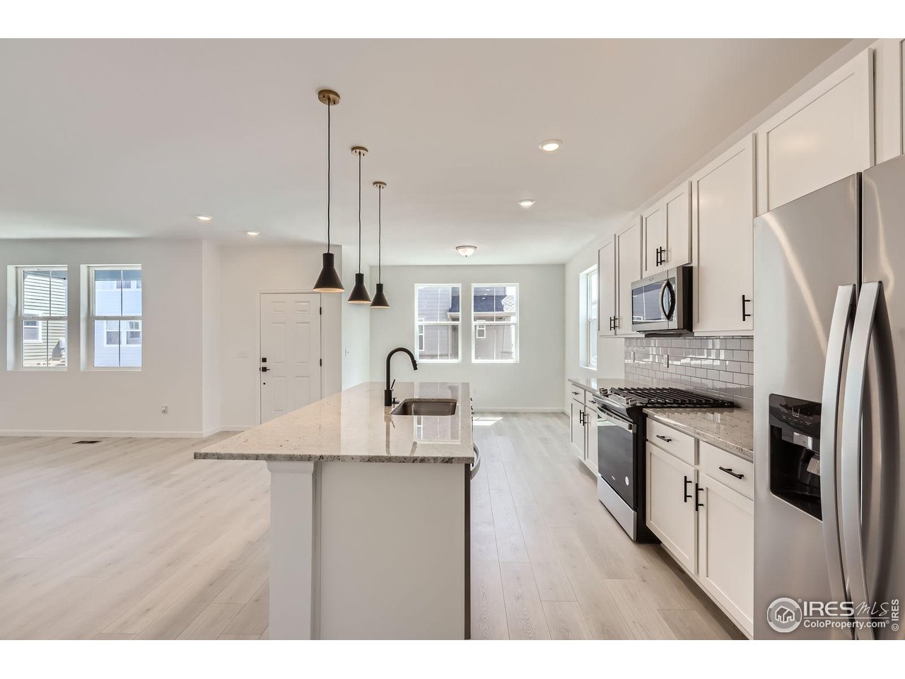 746 May Apple Ln