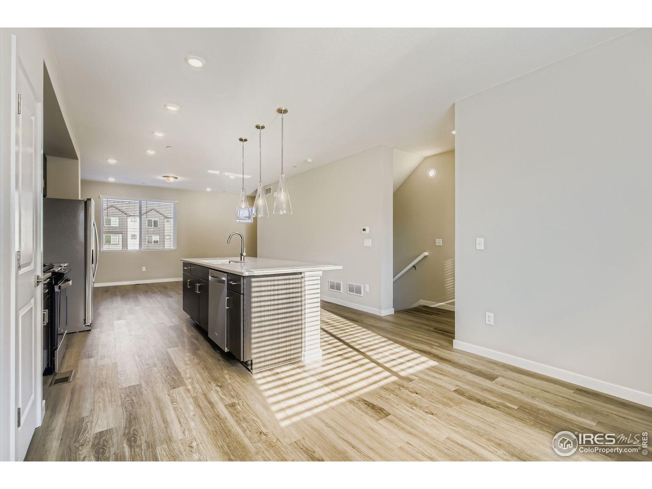 777 Silver Maple Ln
