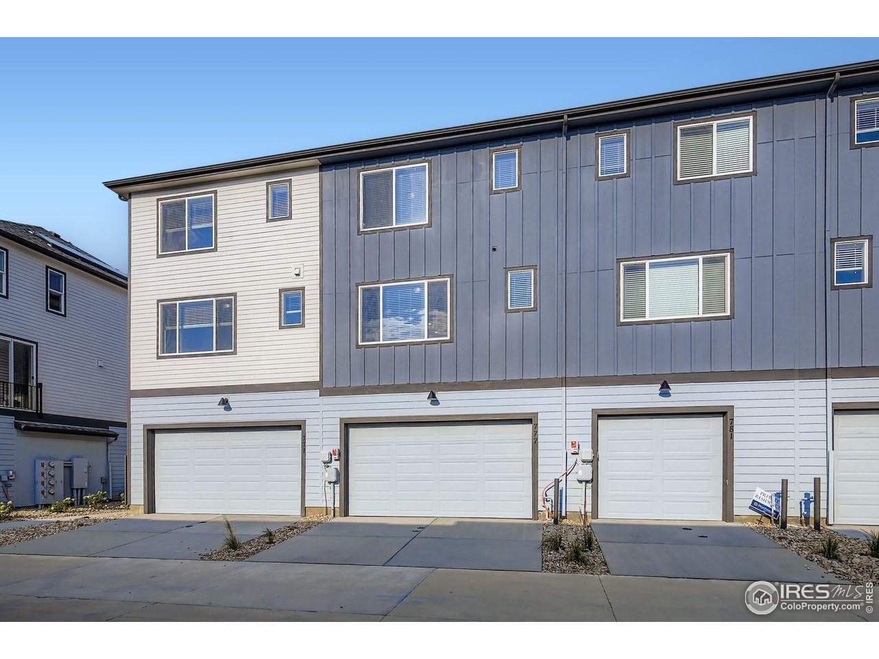 777 Silver Maple Ln