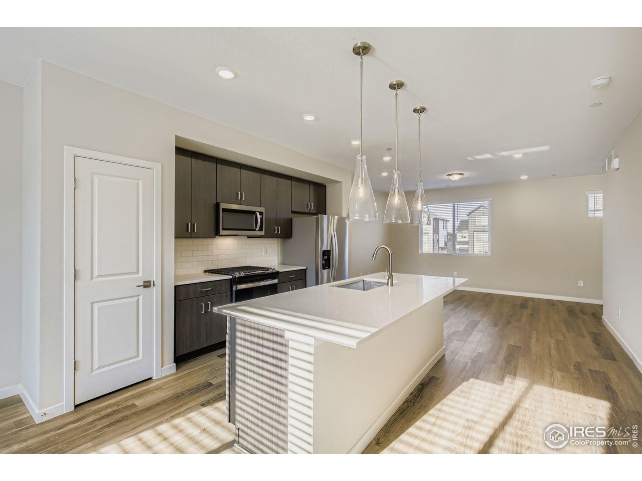 777 Silver Maple Ln