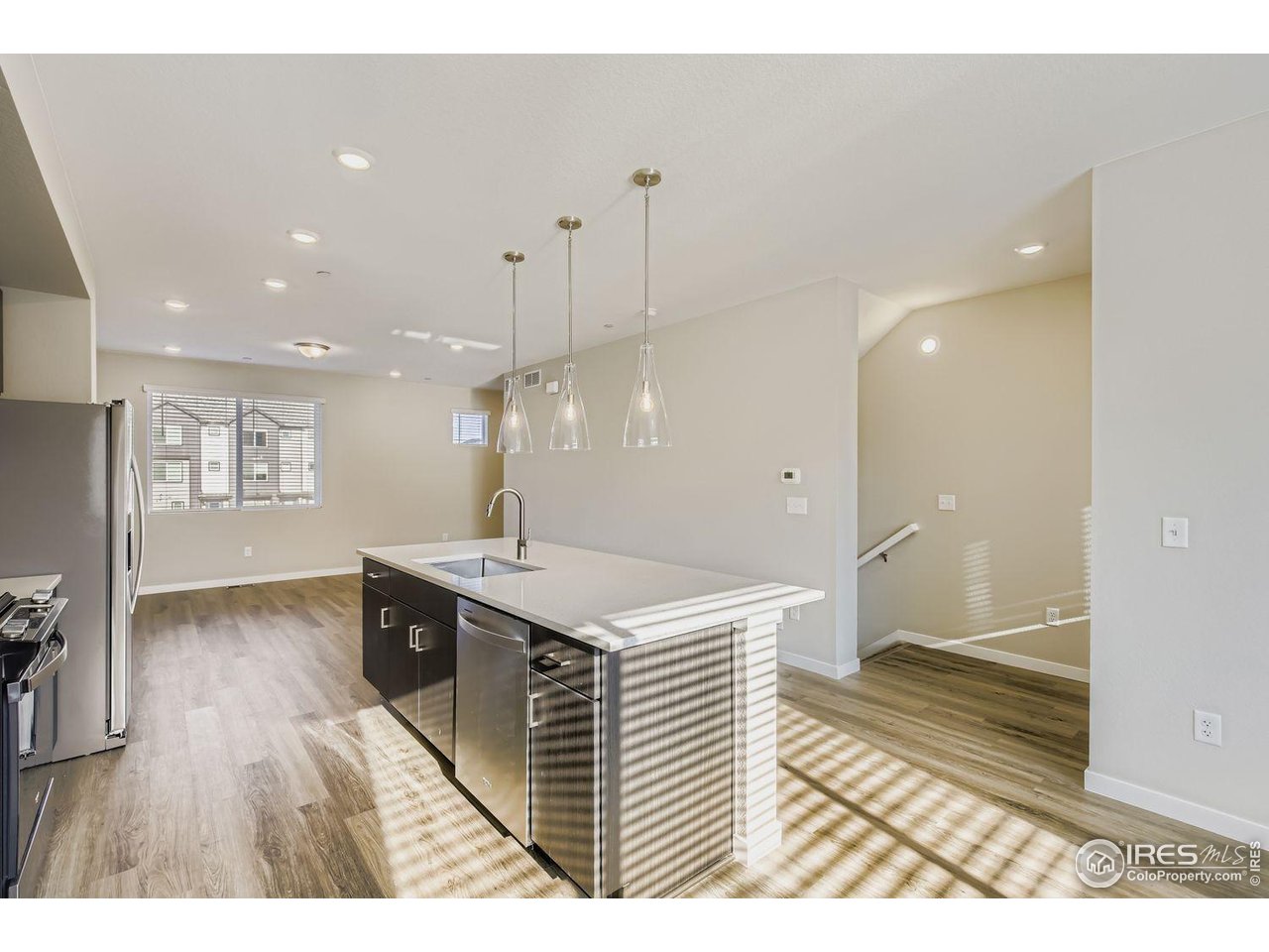 777 Silver Maple Ln