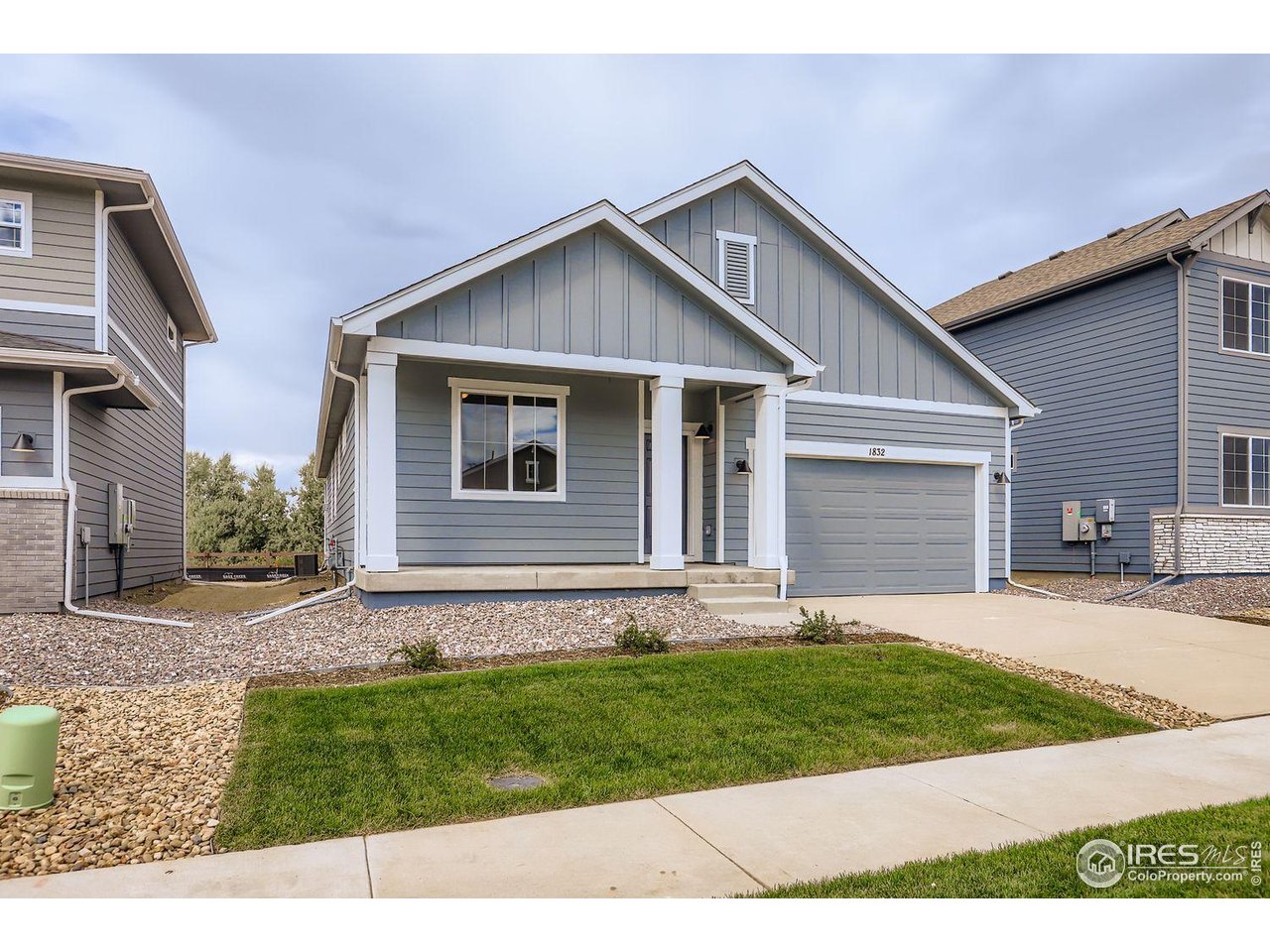 1832 Cord Grass Dr