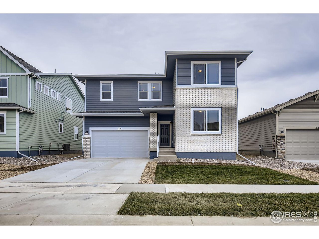 1821 Cord Grass Dr
