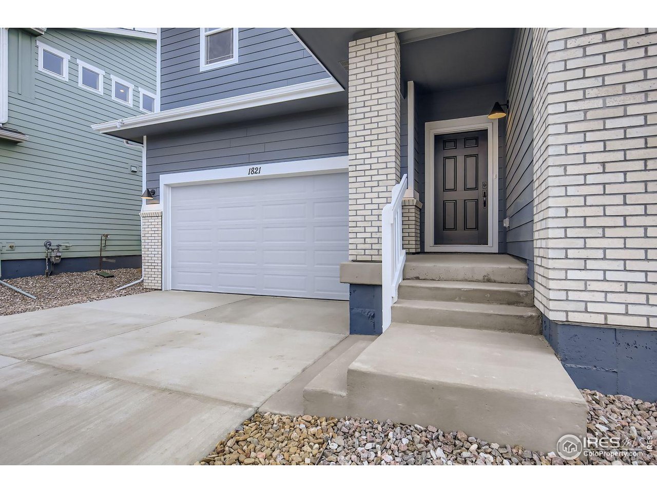 1821 Cord Grass Dr