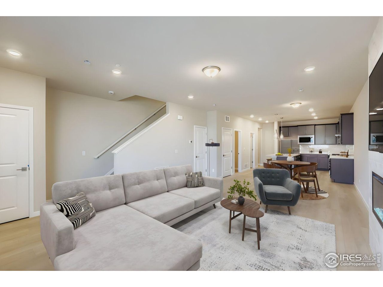 2858 Bear Springs Cir