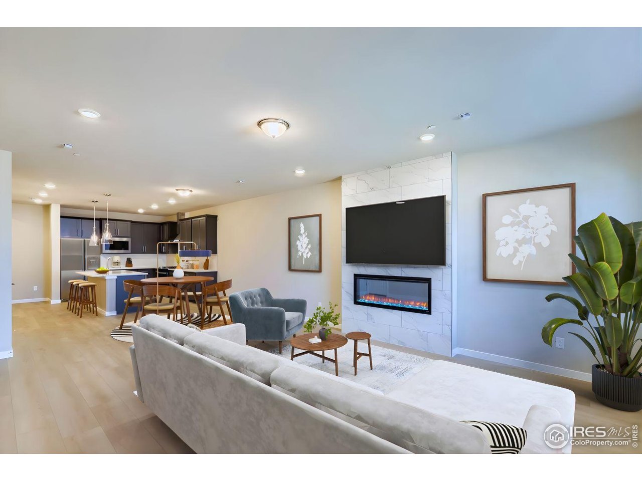 2858 Bear Springs Cir