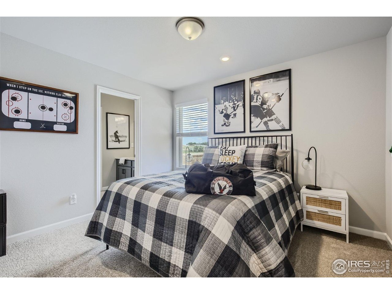 2858 Bear Springs Cir