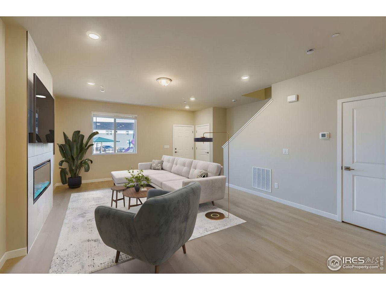 2858 Bear Springs Cir