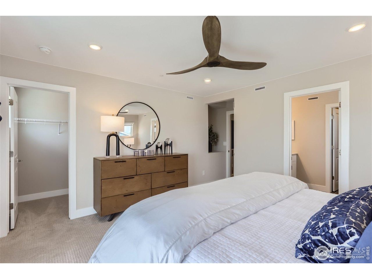 2858 Bear Springs Cir