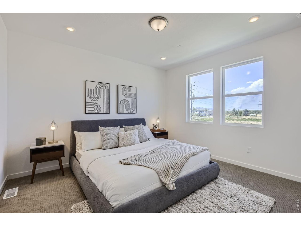 2807 Bear Springs Cir