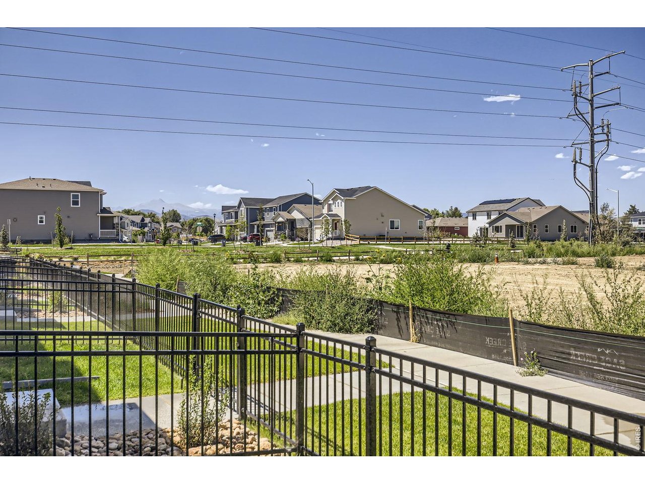 2807 Bear Springs Cir