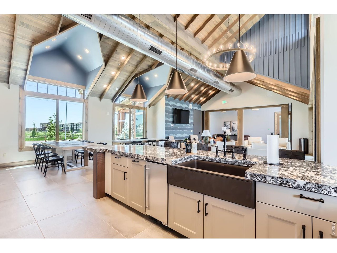 2807 Bear Springs Cir