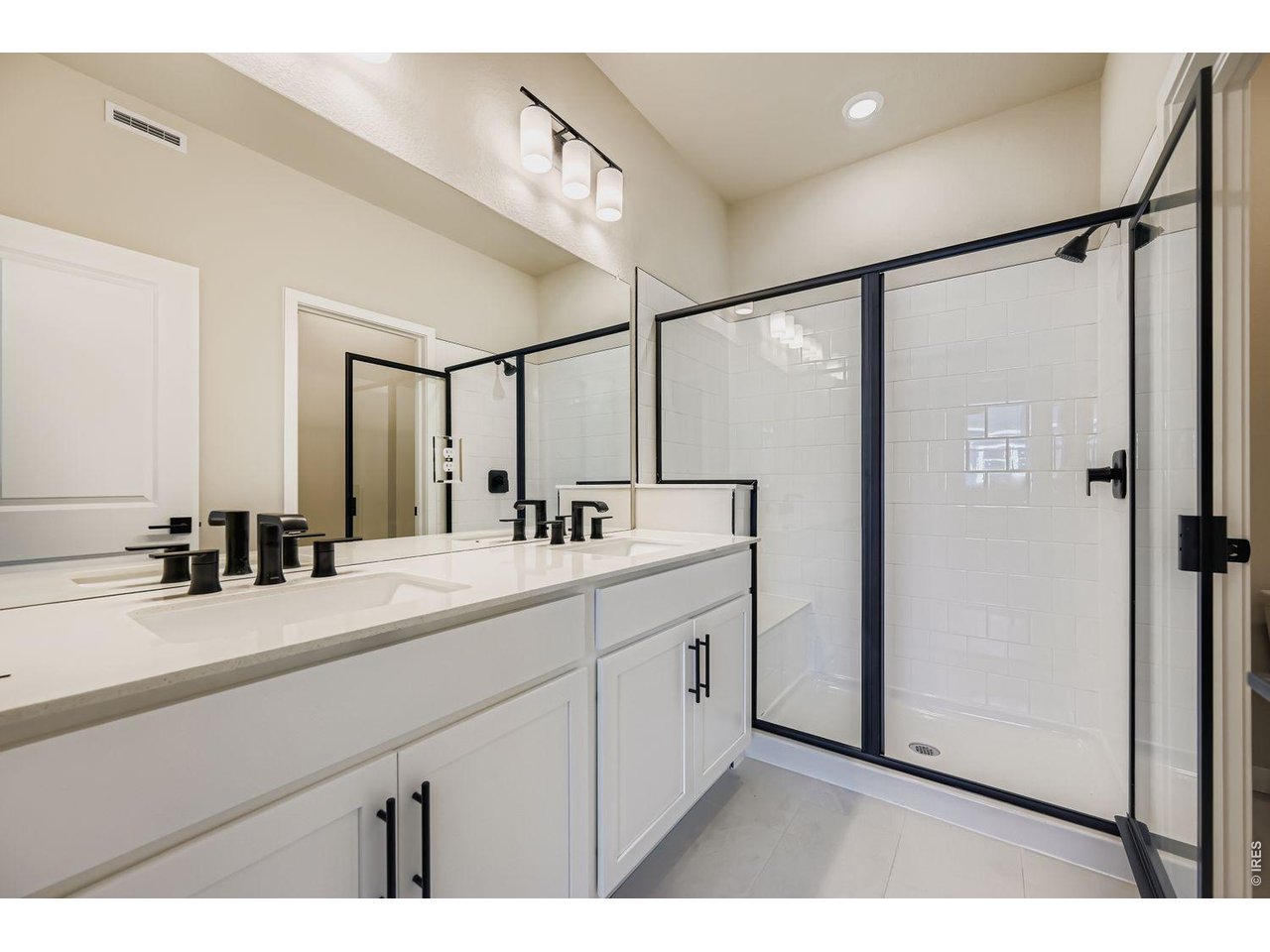 2809 Bear Springs Cir