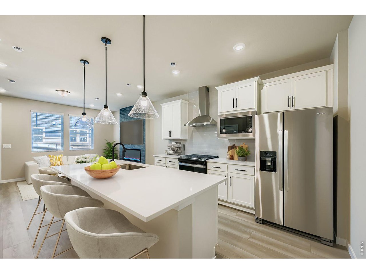2809 Bear Springs Cir