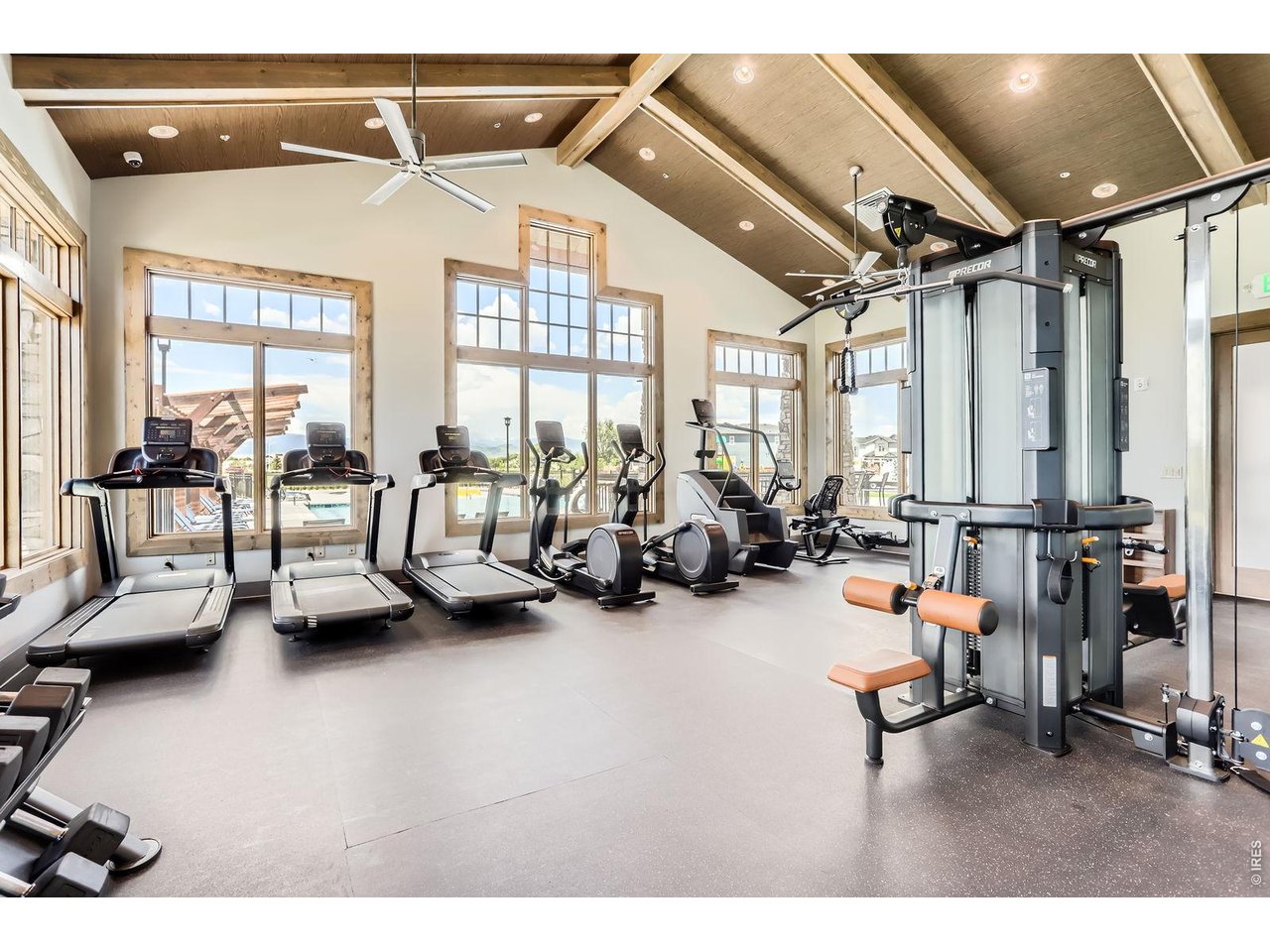2809 Bear Springs Cir