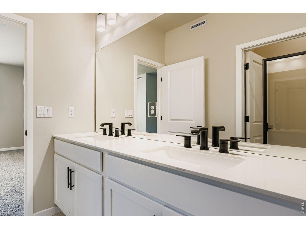 2809 Bear Springs Cir