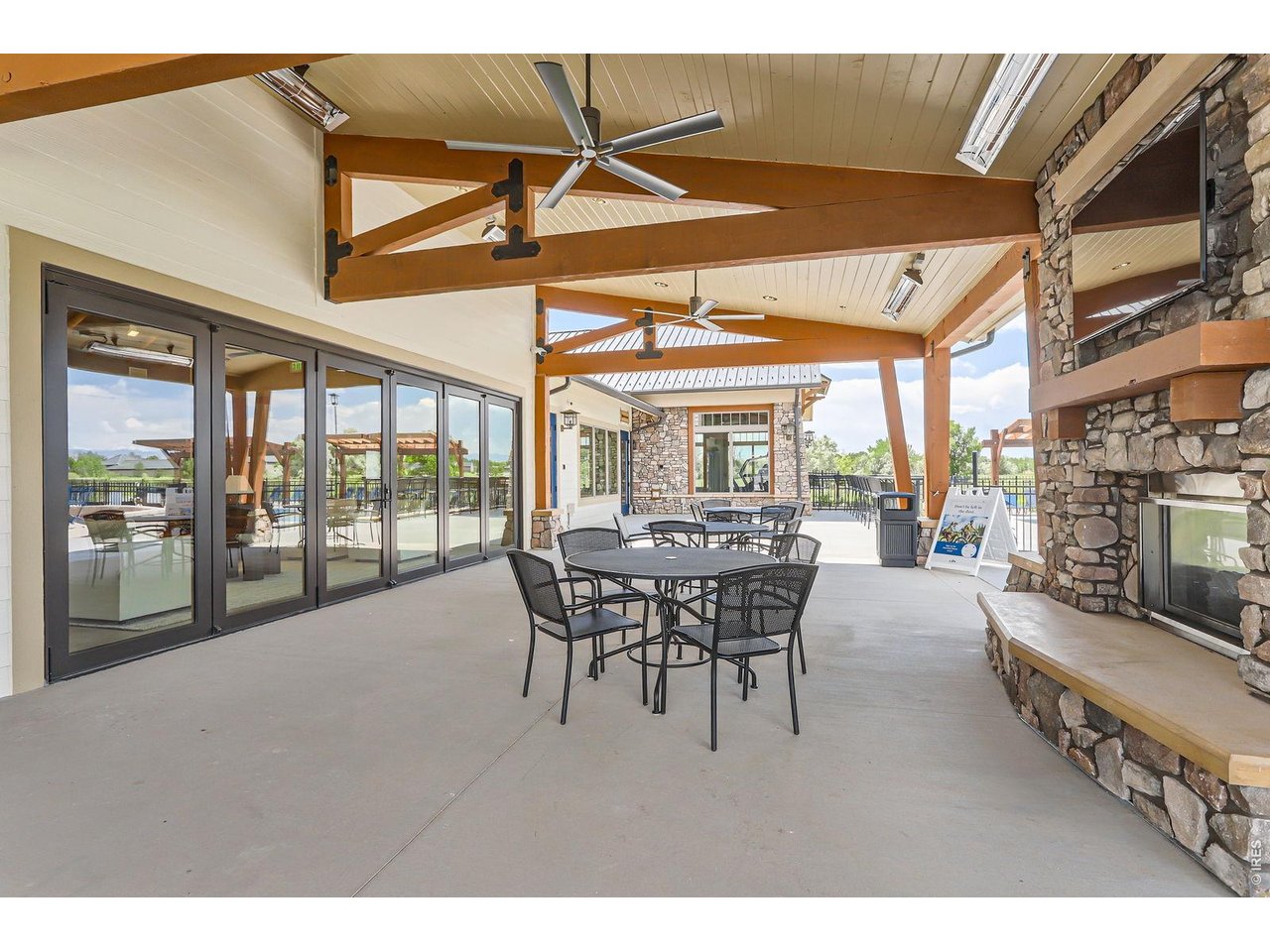 2809 Bear Springs Cir