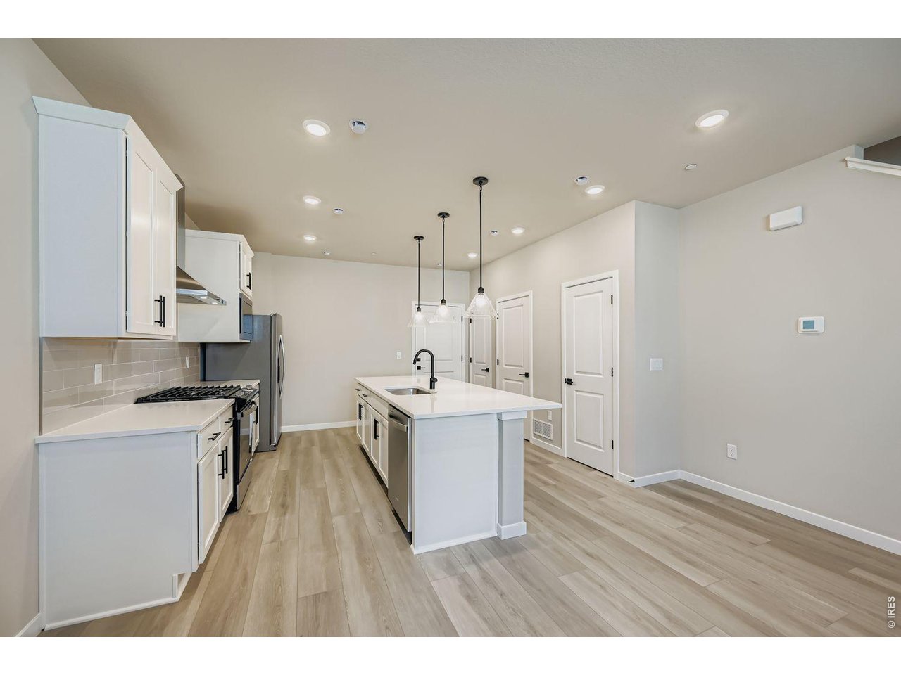 2809 Bear Springs Cir