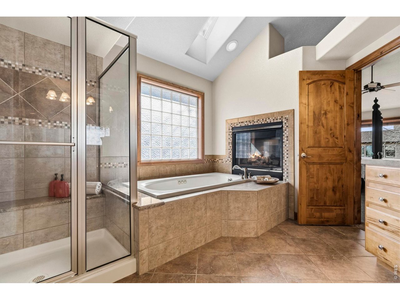 3409 Long Creek Dr