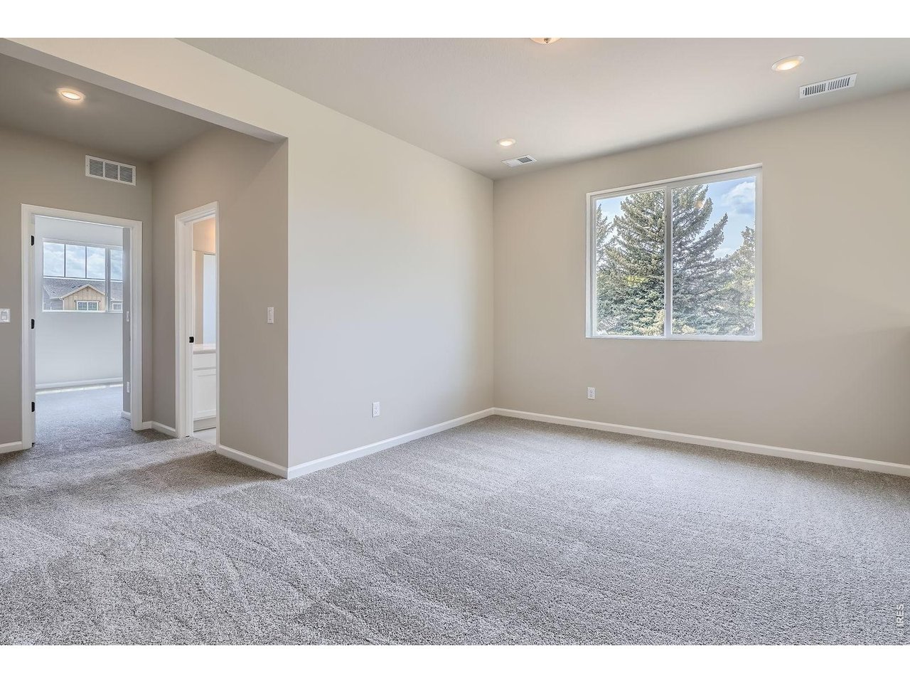 364 Rustic Barn Ln