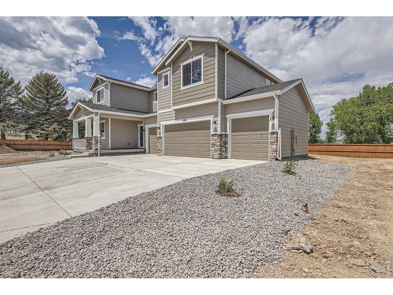 364 Rustic Barn Ln