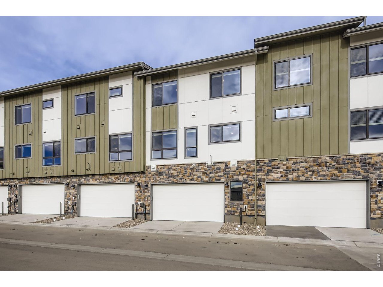 1003 Schlagel St 7