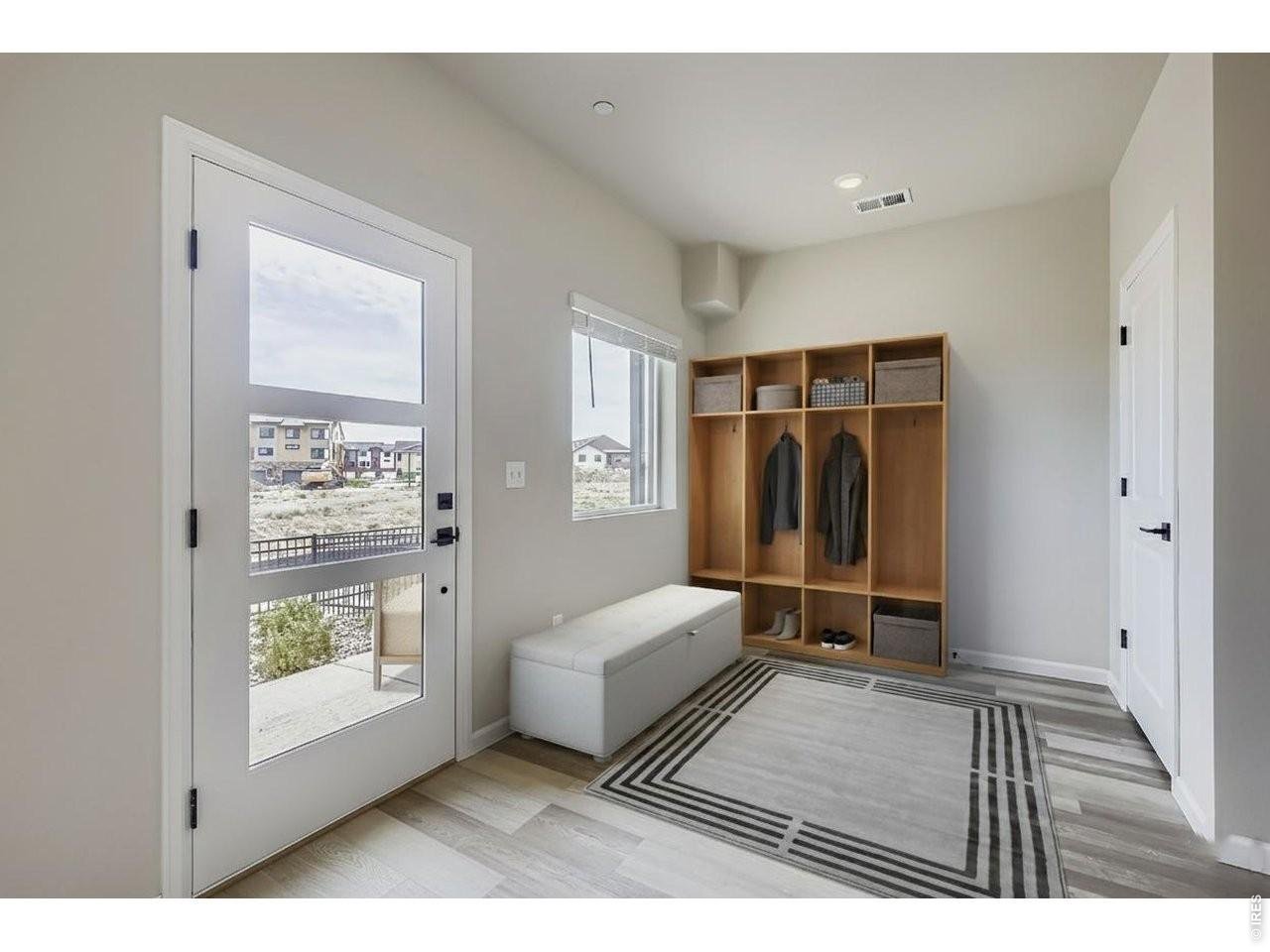 1003 Schlagel St 7