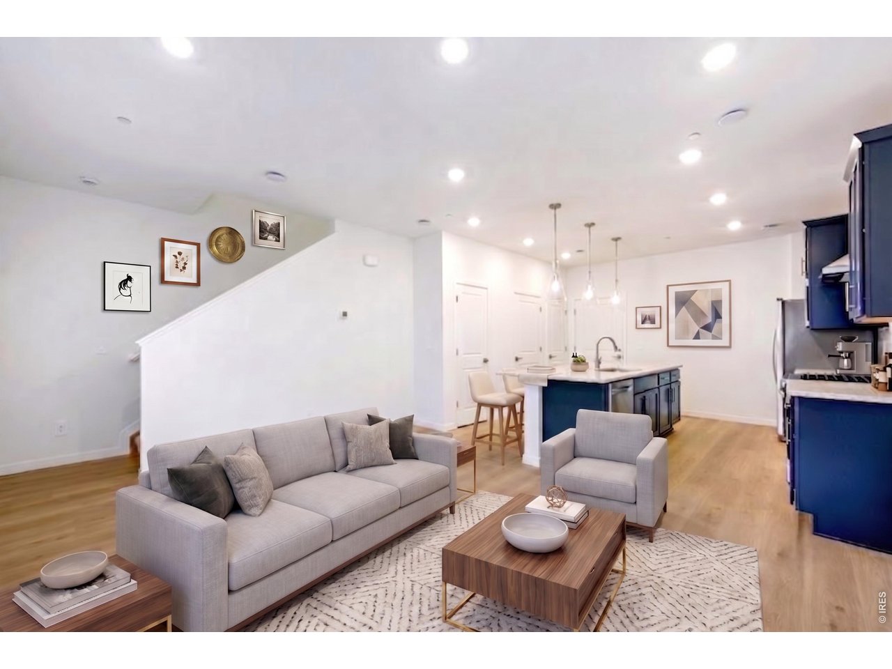 2817 Bear Springs Cir