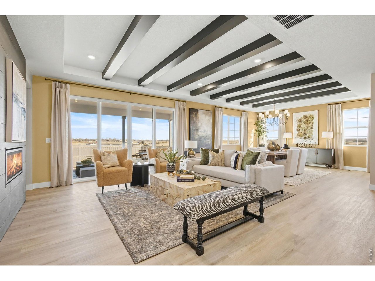 376 Rustic Barn Ln