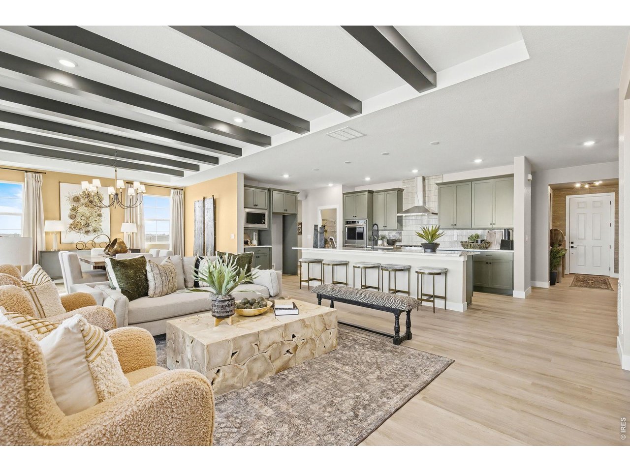 376 Rustic Barn Ln