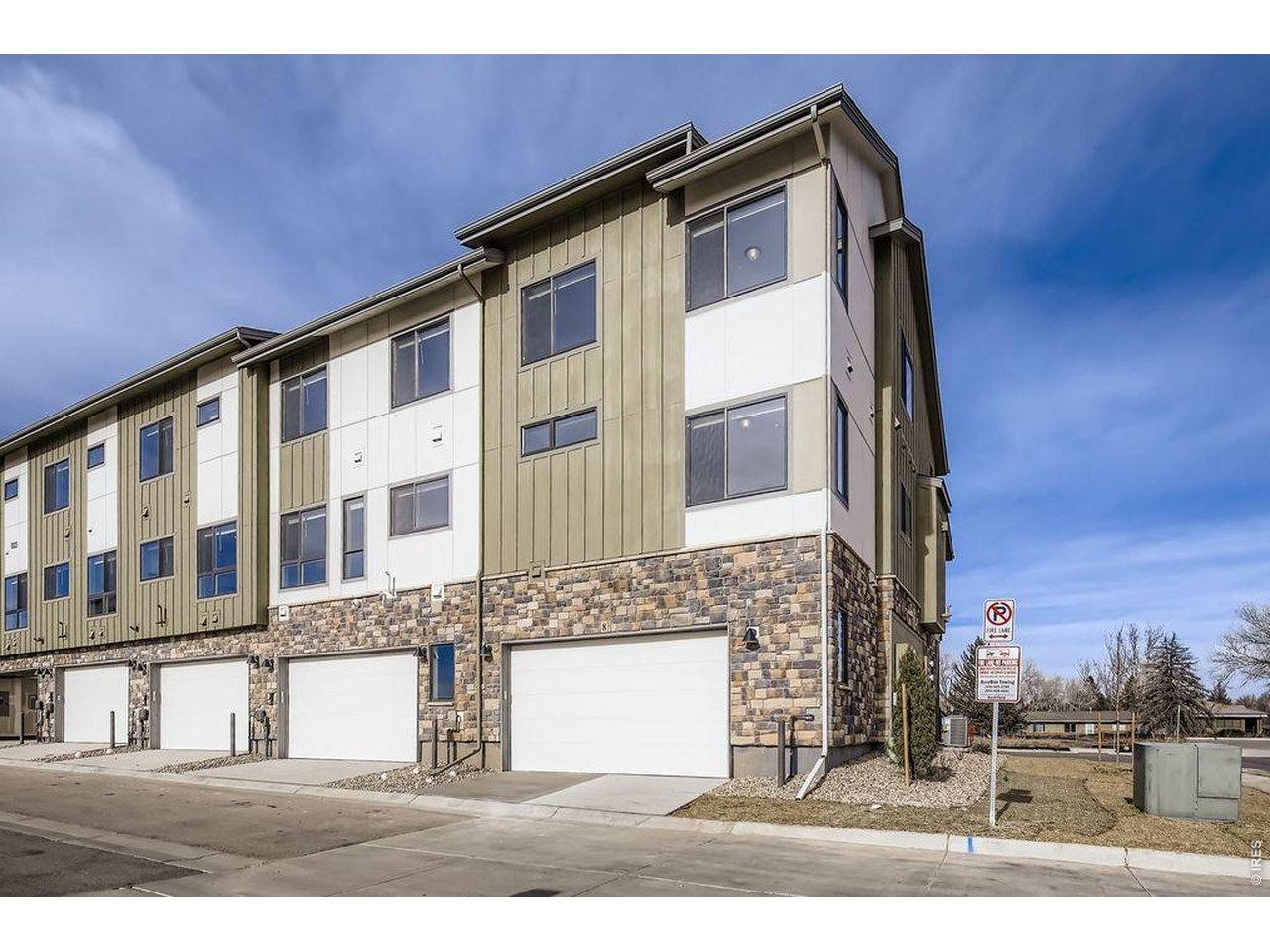 1003 Schlagel St 8