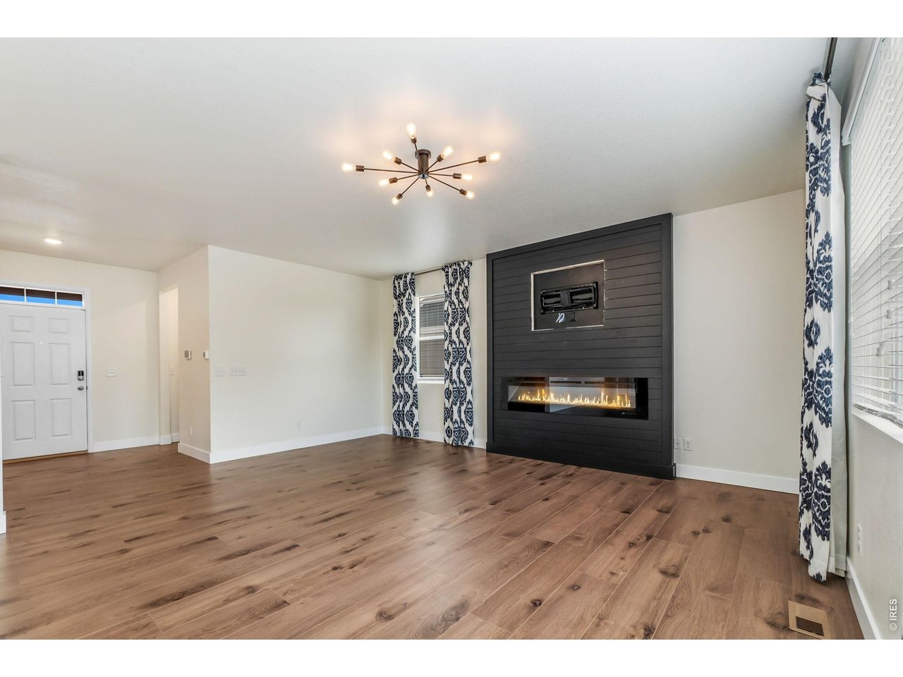 15574 Quince Cir