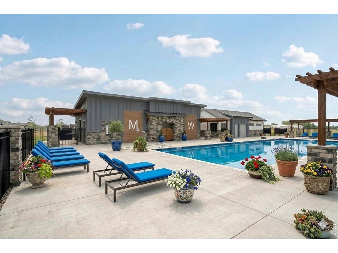 348 Rustic Barn Ln