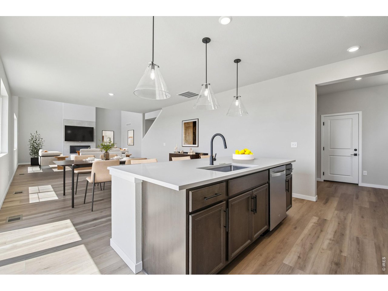 364 Rustic Barn Ln