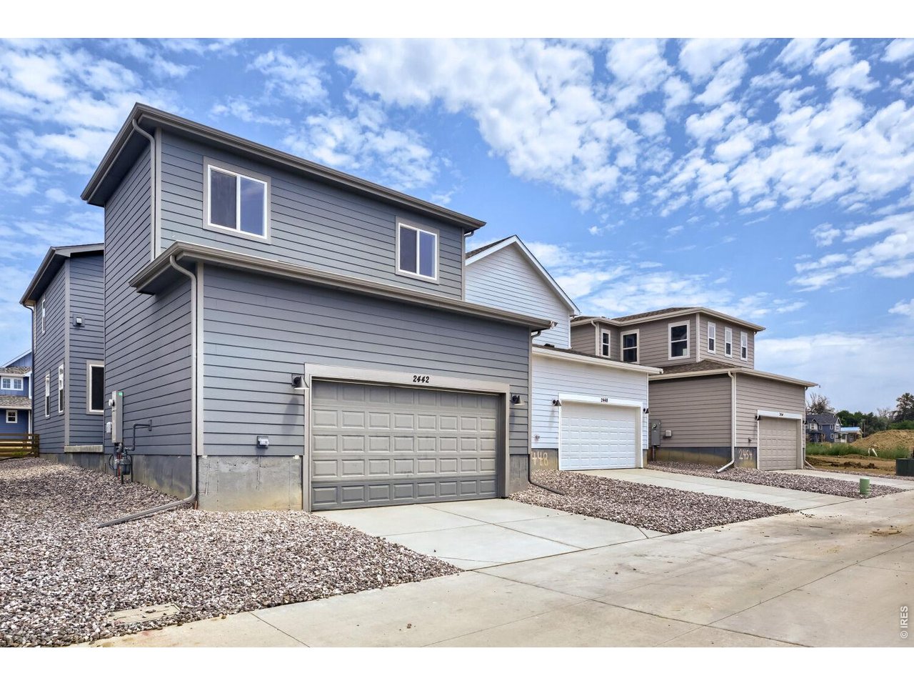 2442 Heyworth Ln