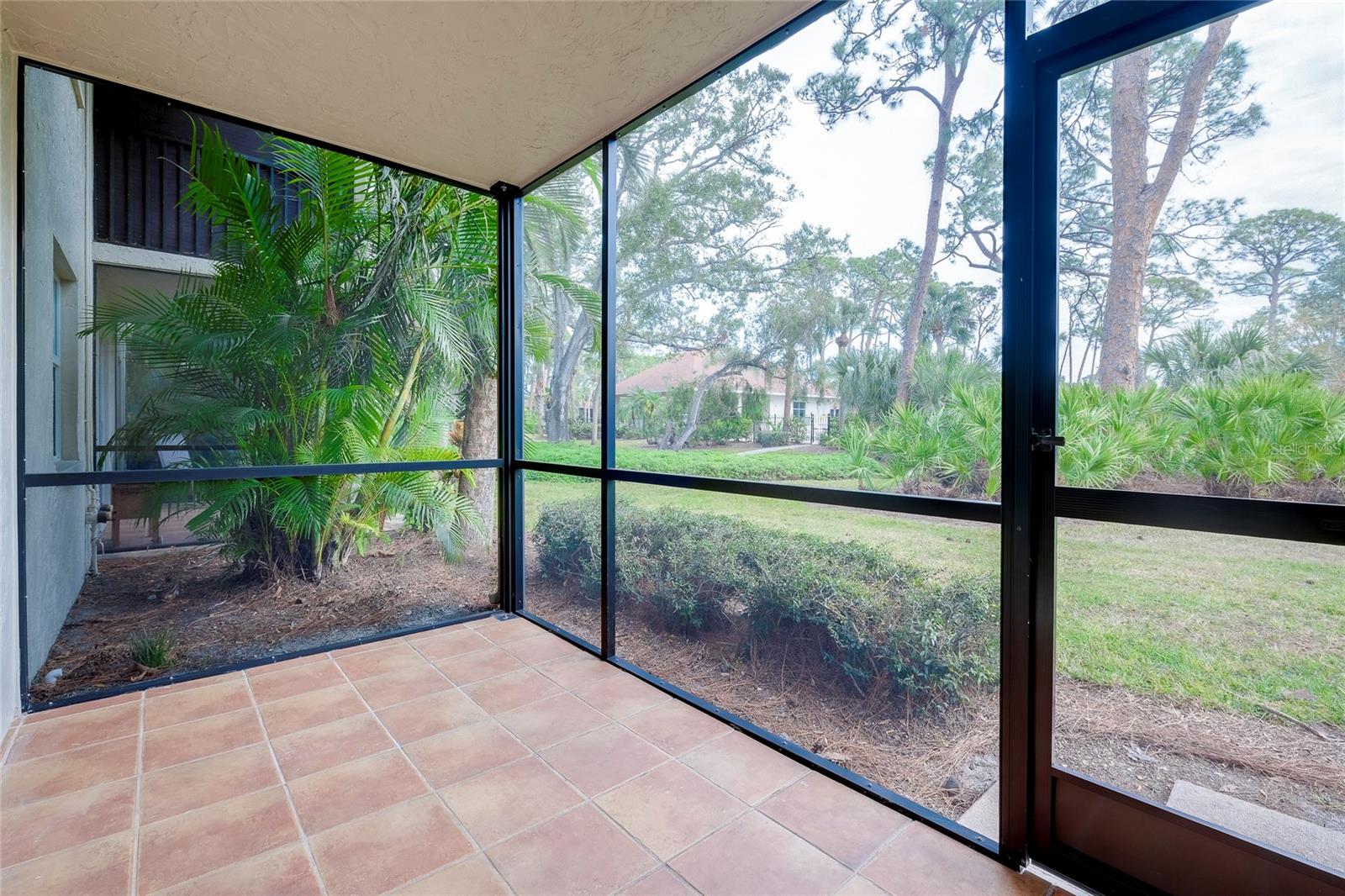 972 LA COSTA CIR #5