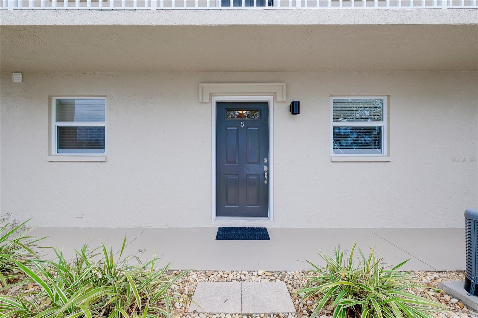 972 LA COSTA CIR #5
