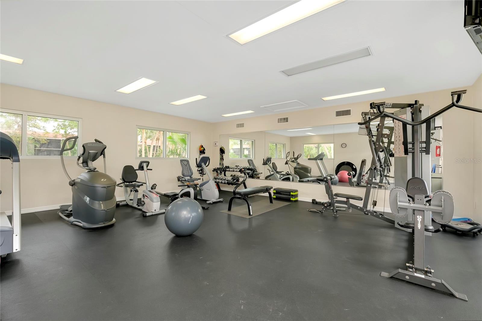 972 LA COSTA CIR #5