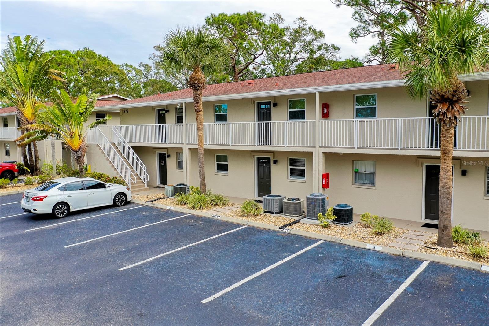 972 LA COSTA CIR #5